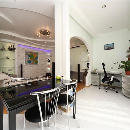 Appartement "Нова Аркадія", Вид Моря Та Міста à Odessa Extérieur photo
