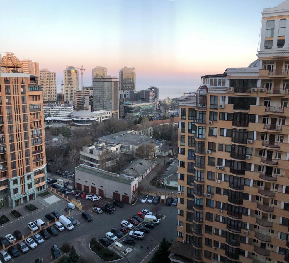 Appartement "Нова Аркадія", Вид Моря Та Міста à Odessa Extérieur photo